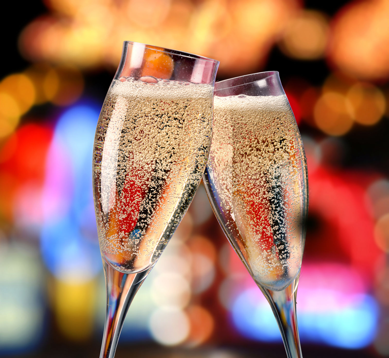 champagne-toast Holiday Activities at the Delaware Beaches